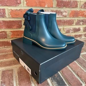 Bernardo Briton Teal Rainboots NWT